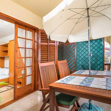 Villa Nada In Fazana - Near The Beach ภายนอก รูปภาพ